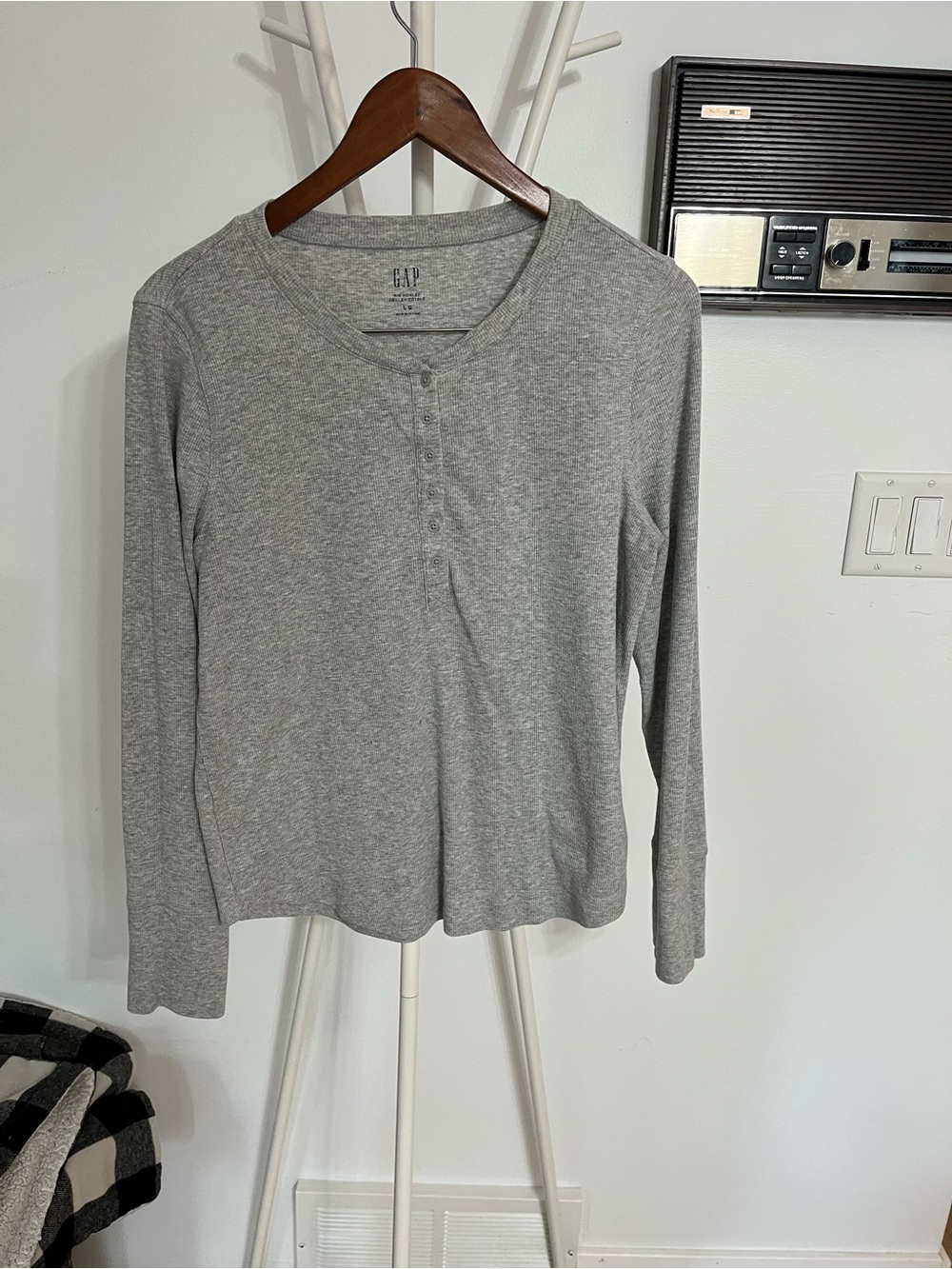 GAP Gray Long-Sleeve Henley Shirt